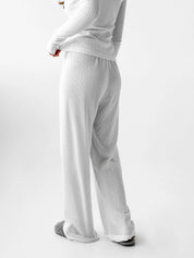 Ribbed knitted suit, wide pants and longsleeves milky