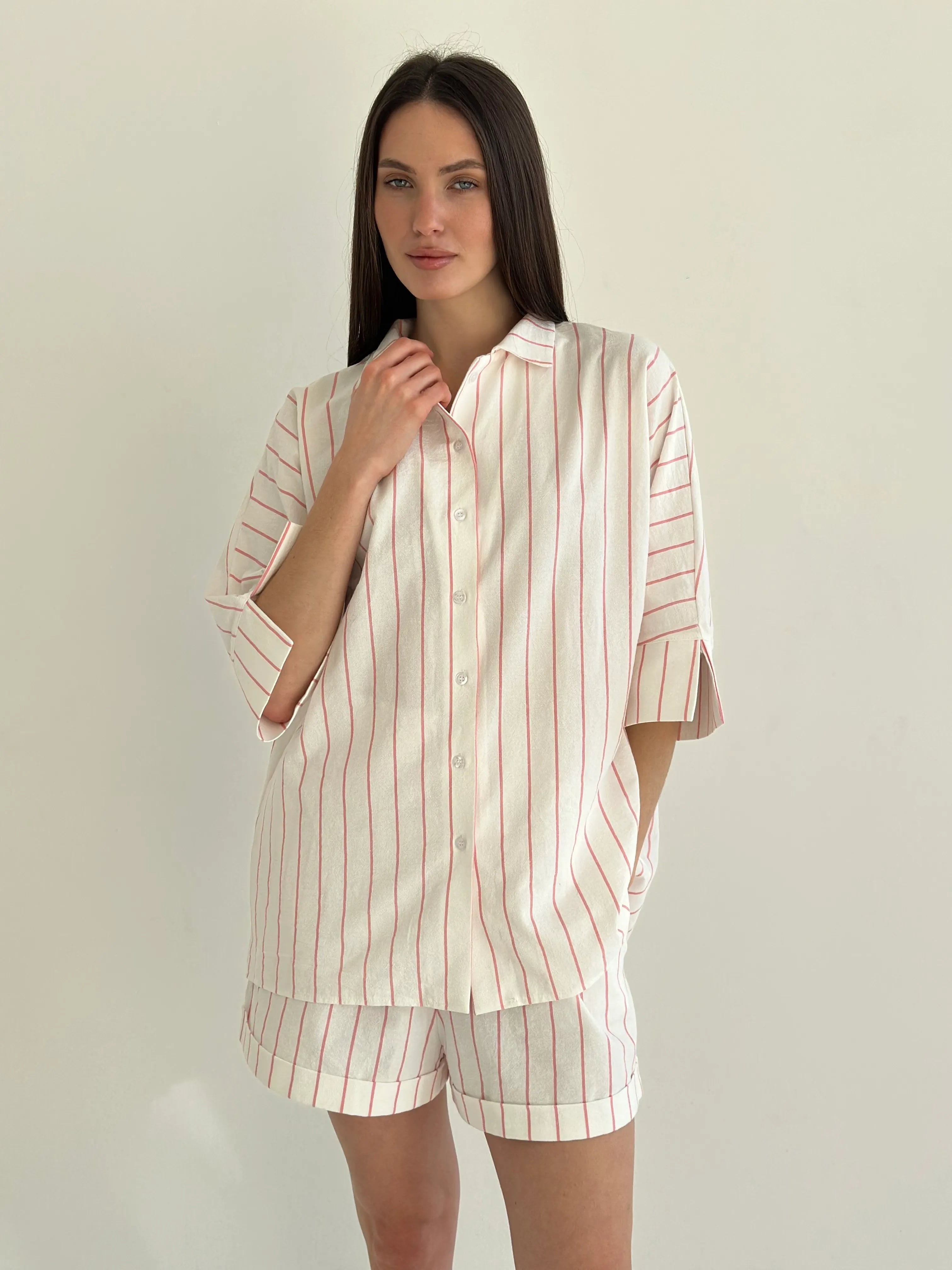 Shirt and shorts suit, cotton "pink stripe on milk"