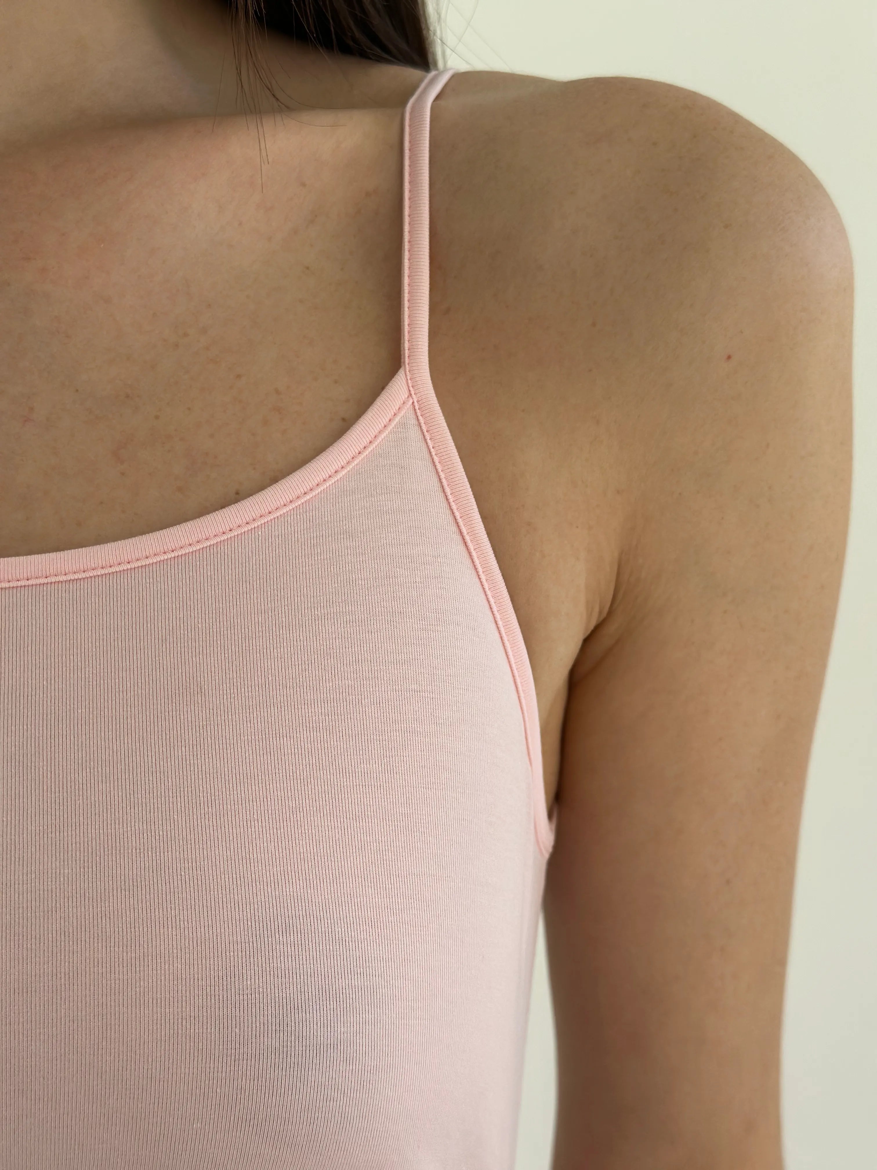 Basic powder-colored underwear T-shirt