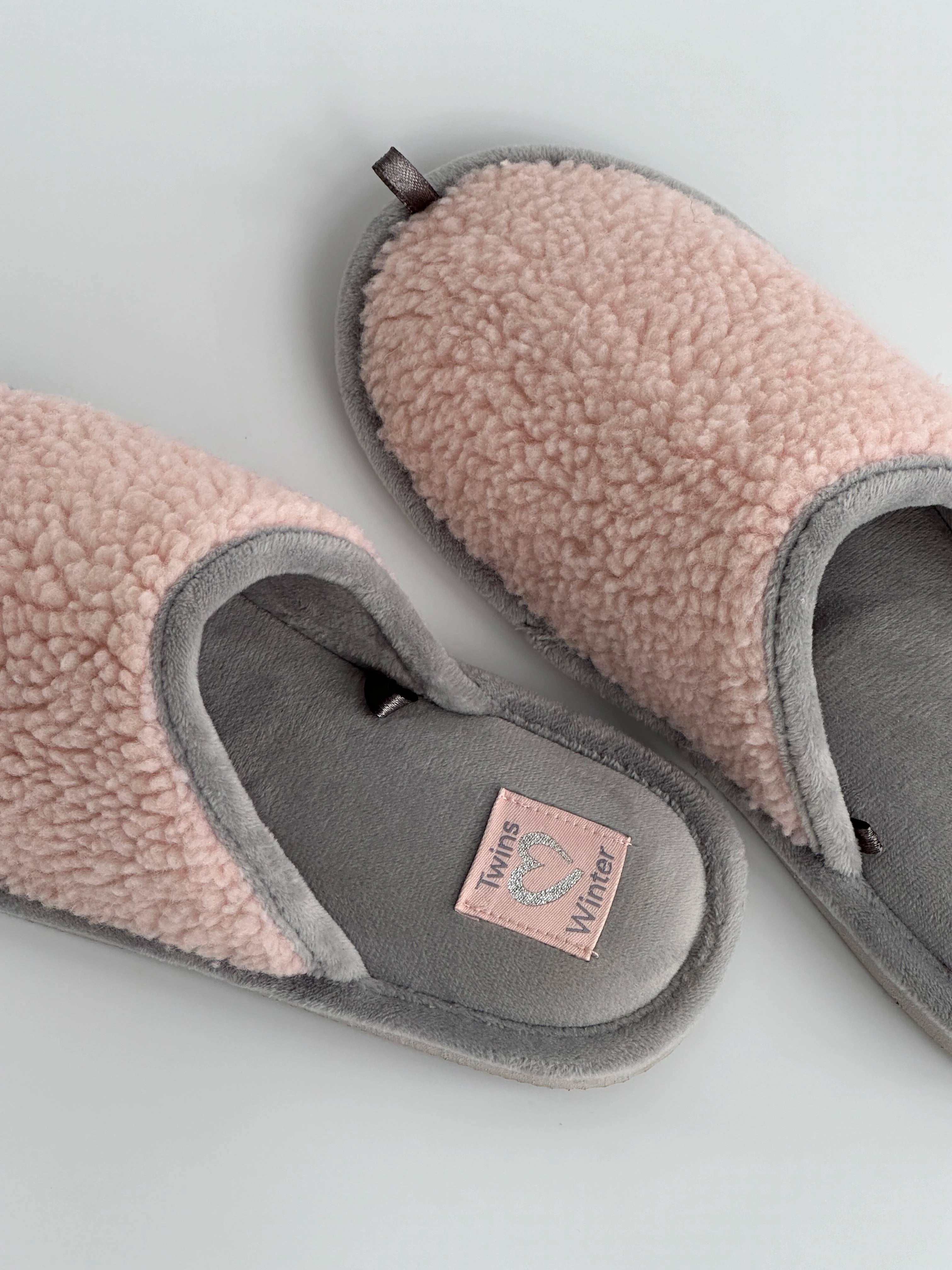 Women's slippers HS-OZ pink YETI