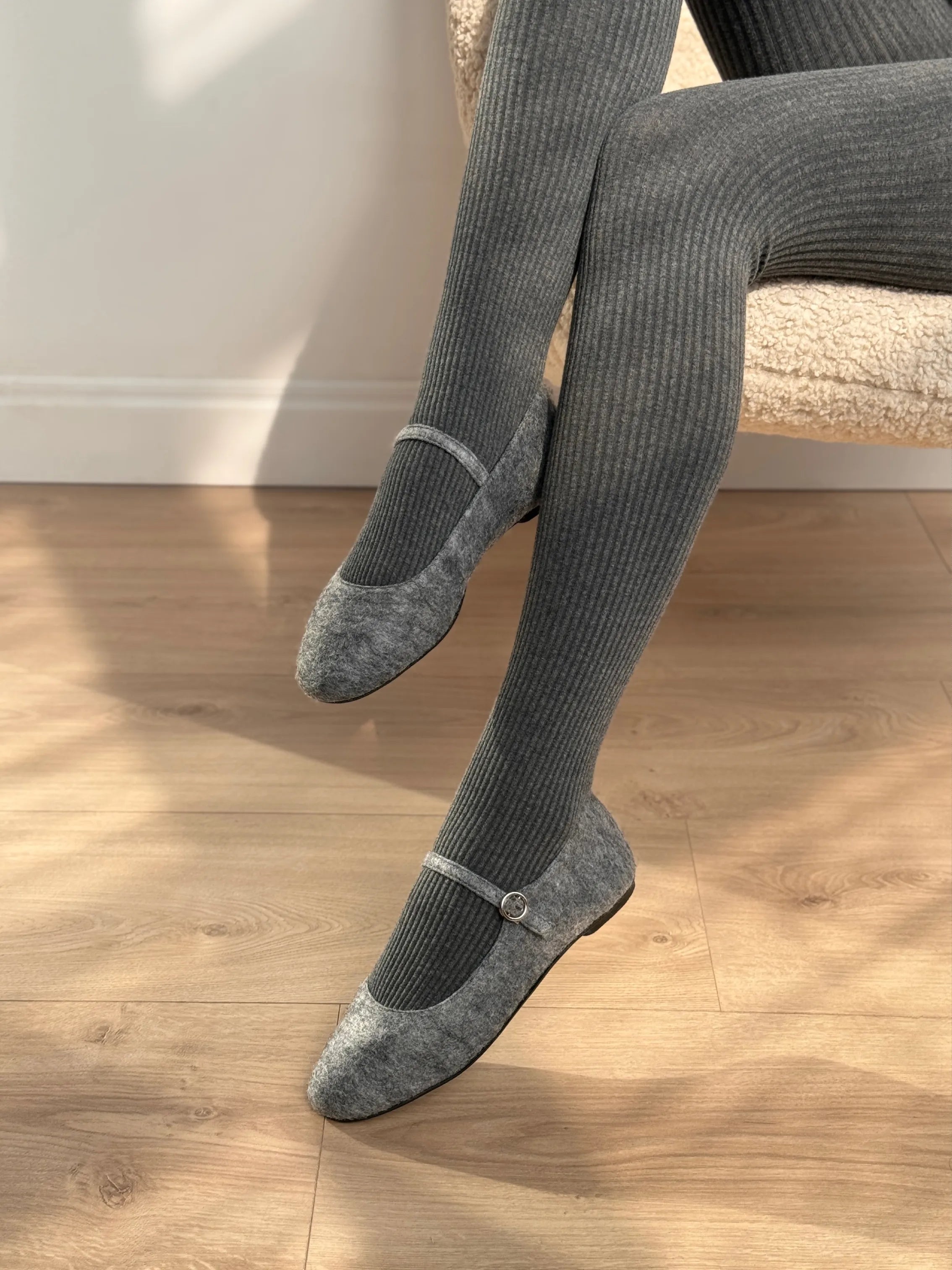 Women's ribbed tights gray