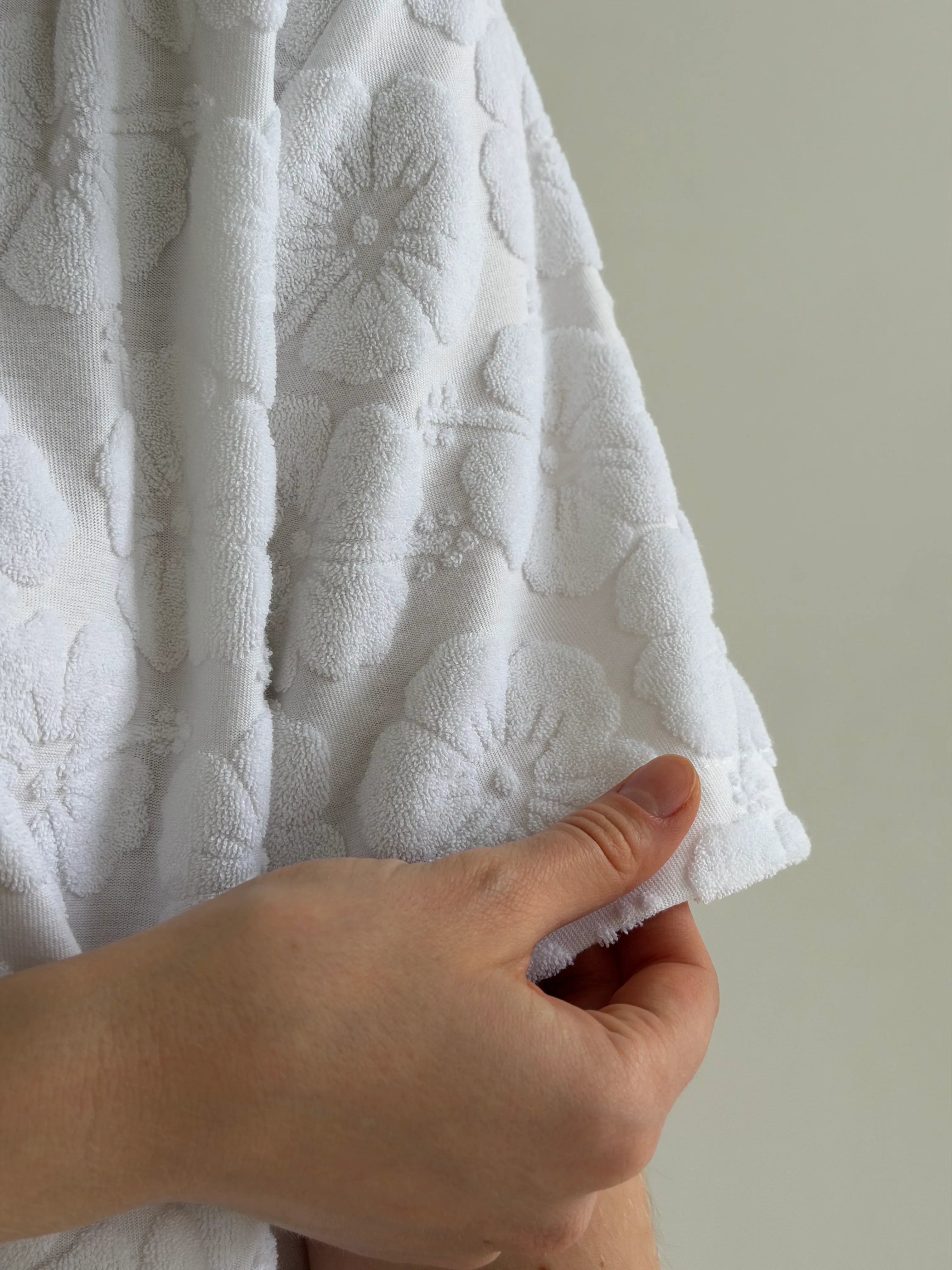 Short sleeve suit and shorts jacquard mehra flower white