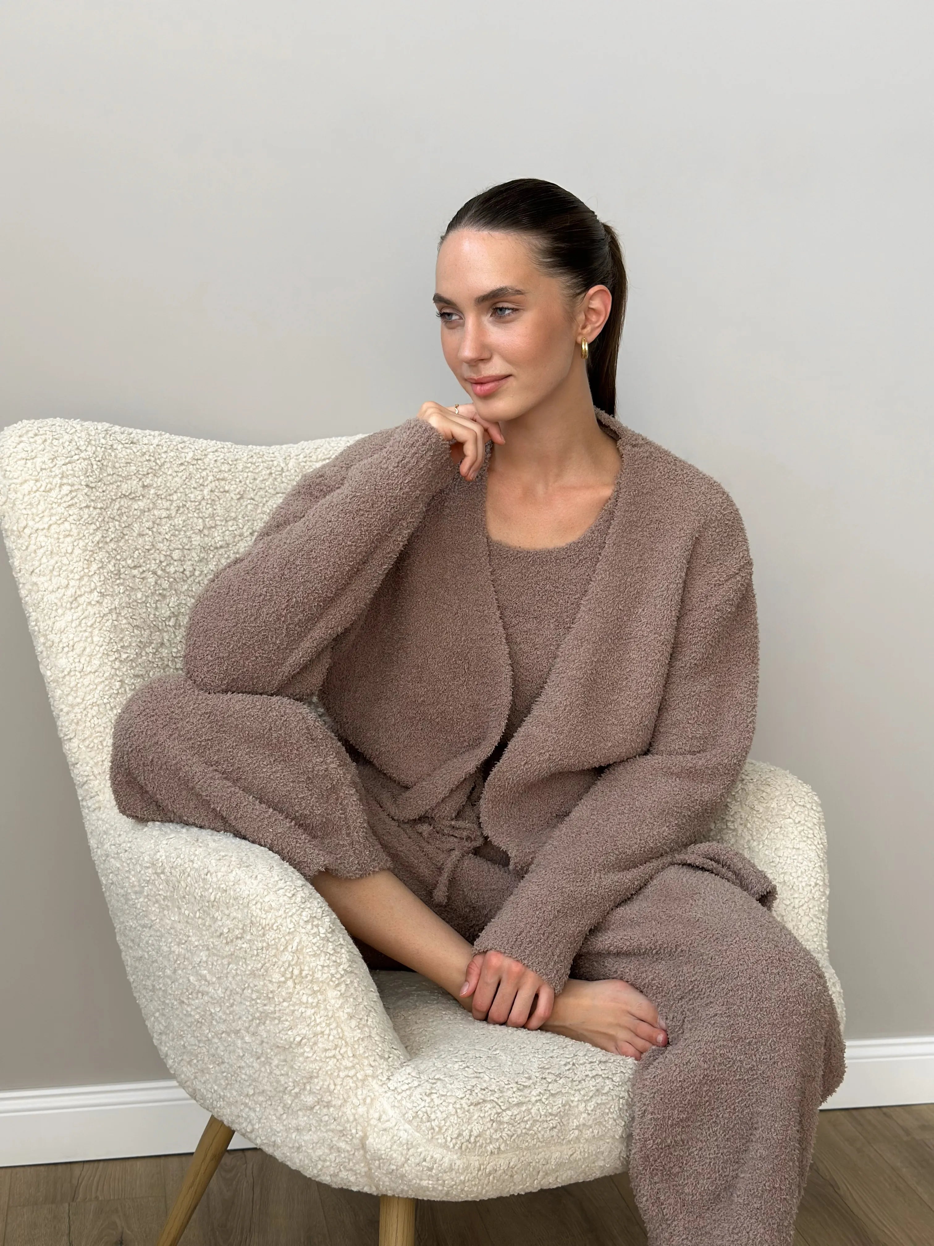 Soft knitted fluffy cardigan brown