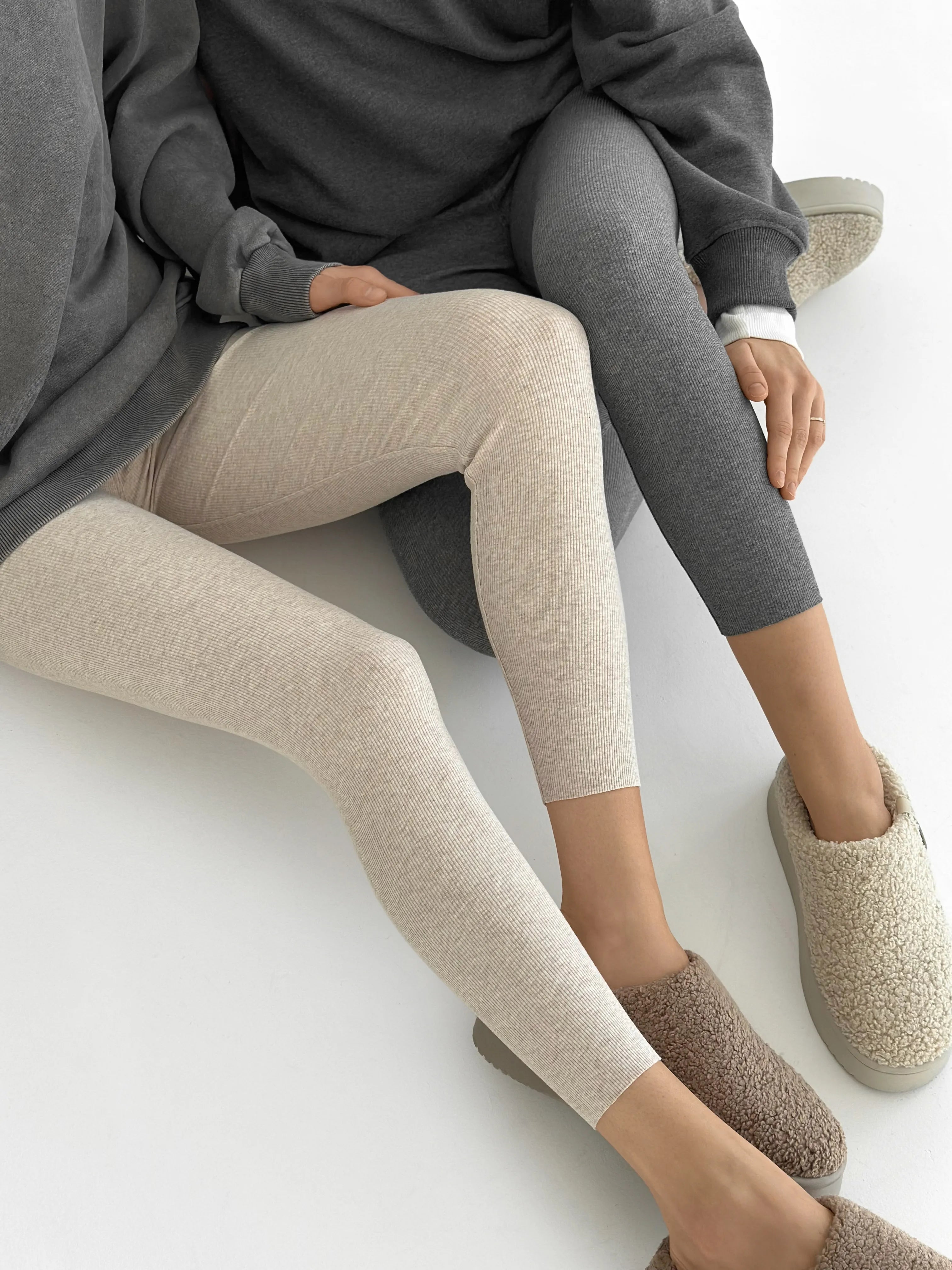 Beige leggings