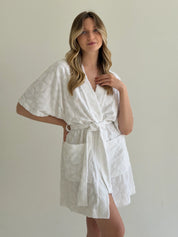 Short terry jacquard flower robe, white