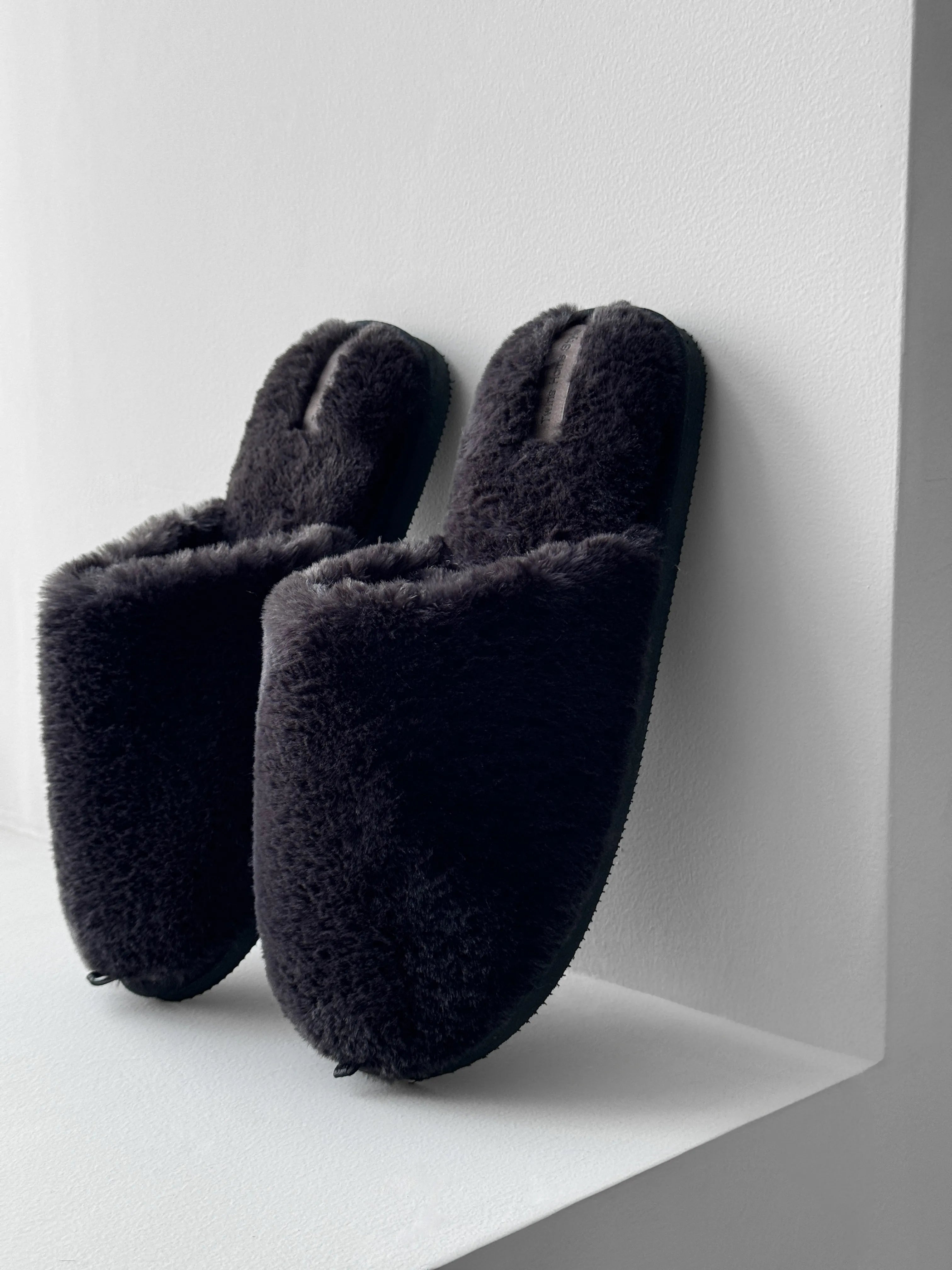 Men's slippers HS-LUX fur graphite