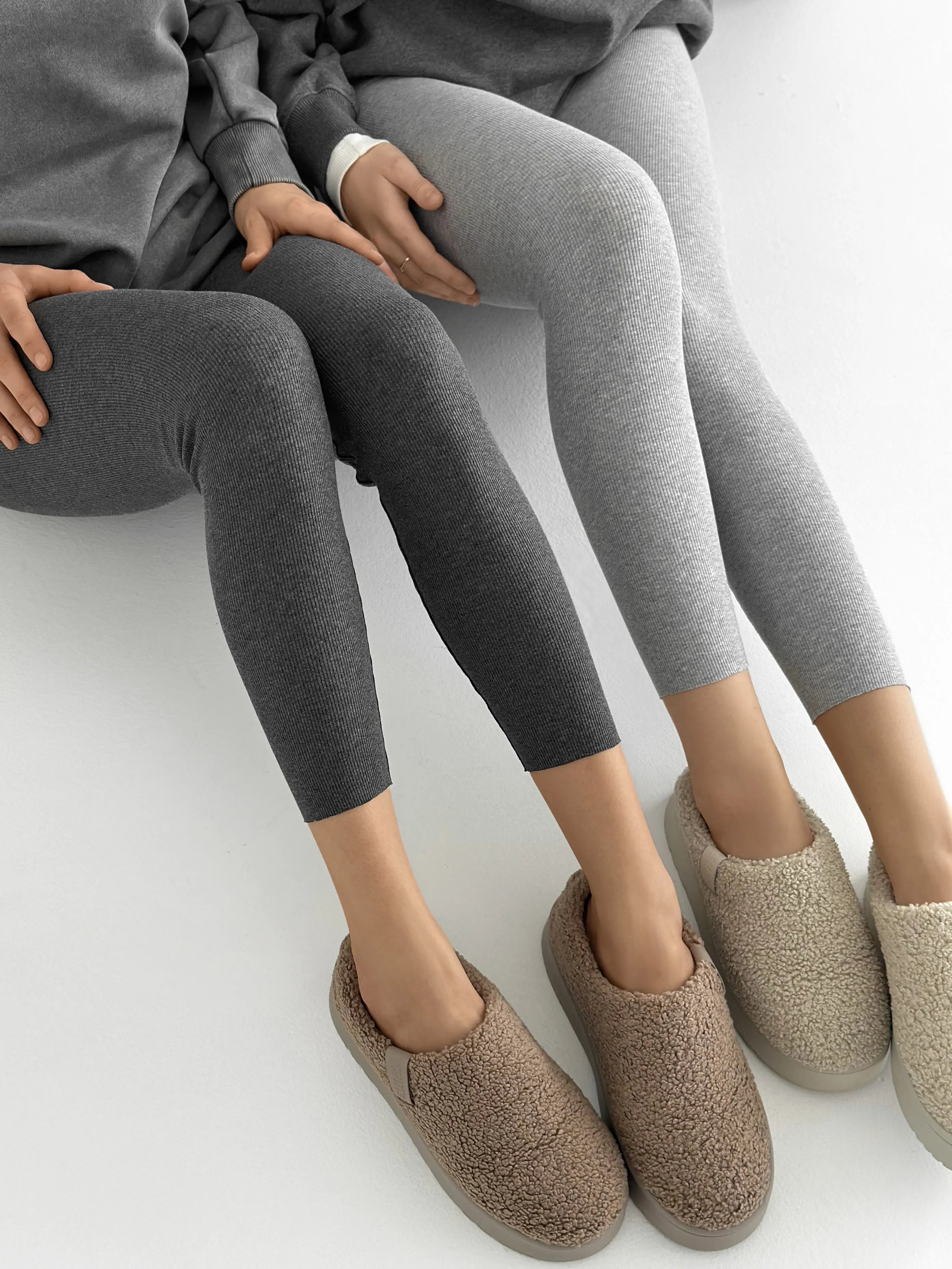 Graphite leggings