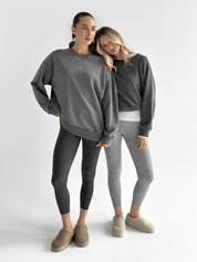 Light gray leggings