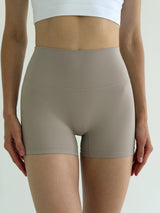Yoga shorts beige