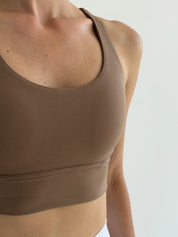 Yoga top with crisscross straps cappuccino