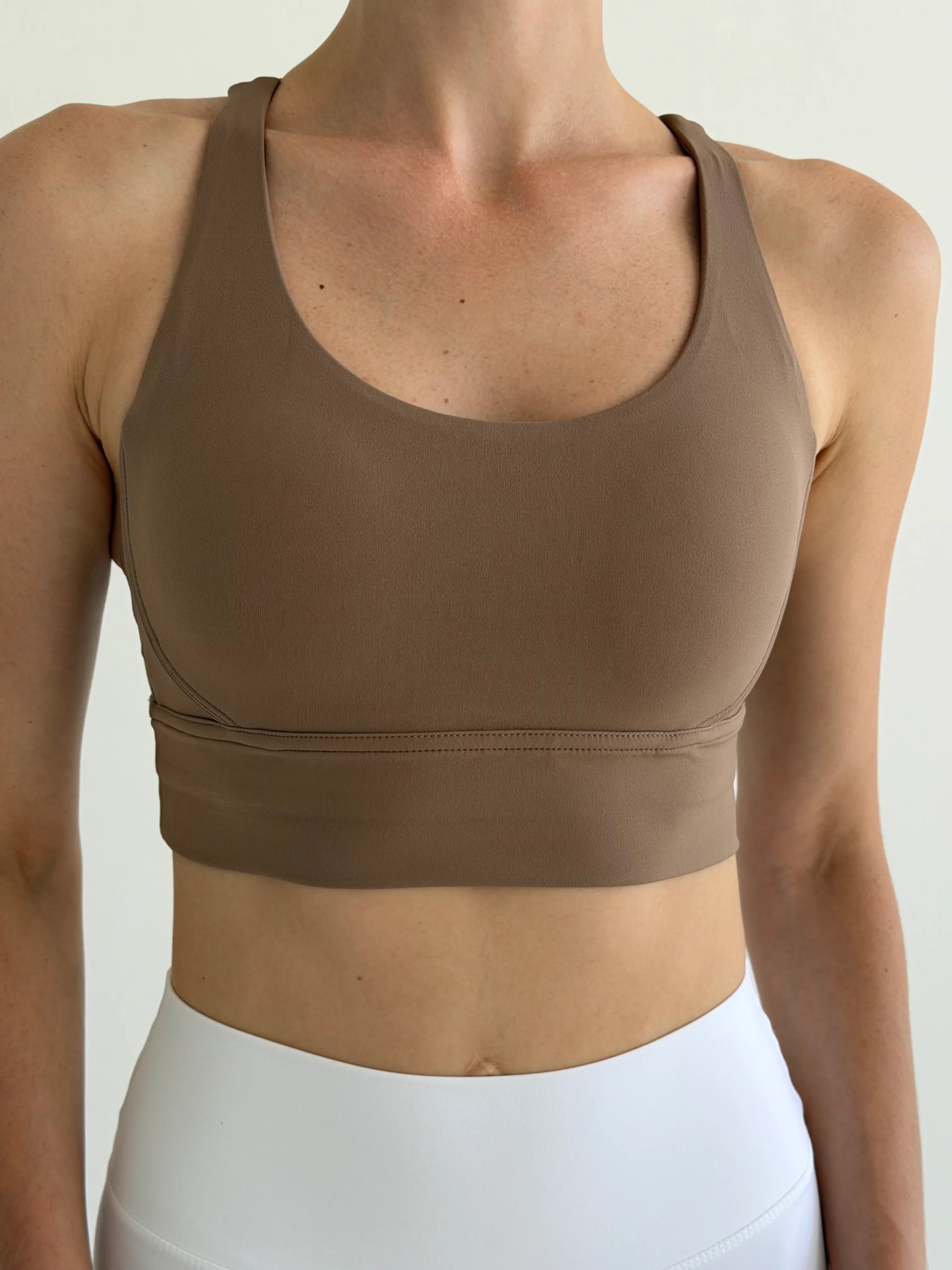 Yoga top with crisscross straps cappuccino