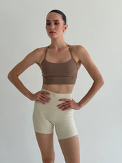 Yoga top with wrestling back cappuccino