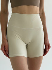 Yoga cycling shorts milky
