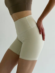 Yoga cycling shorts milky