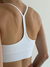 Yoga top with wrestling back white