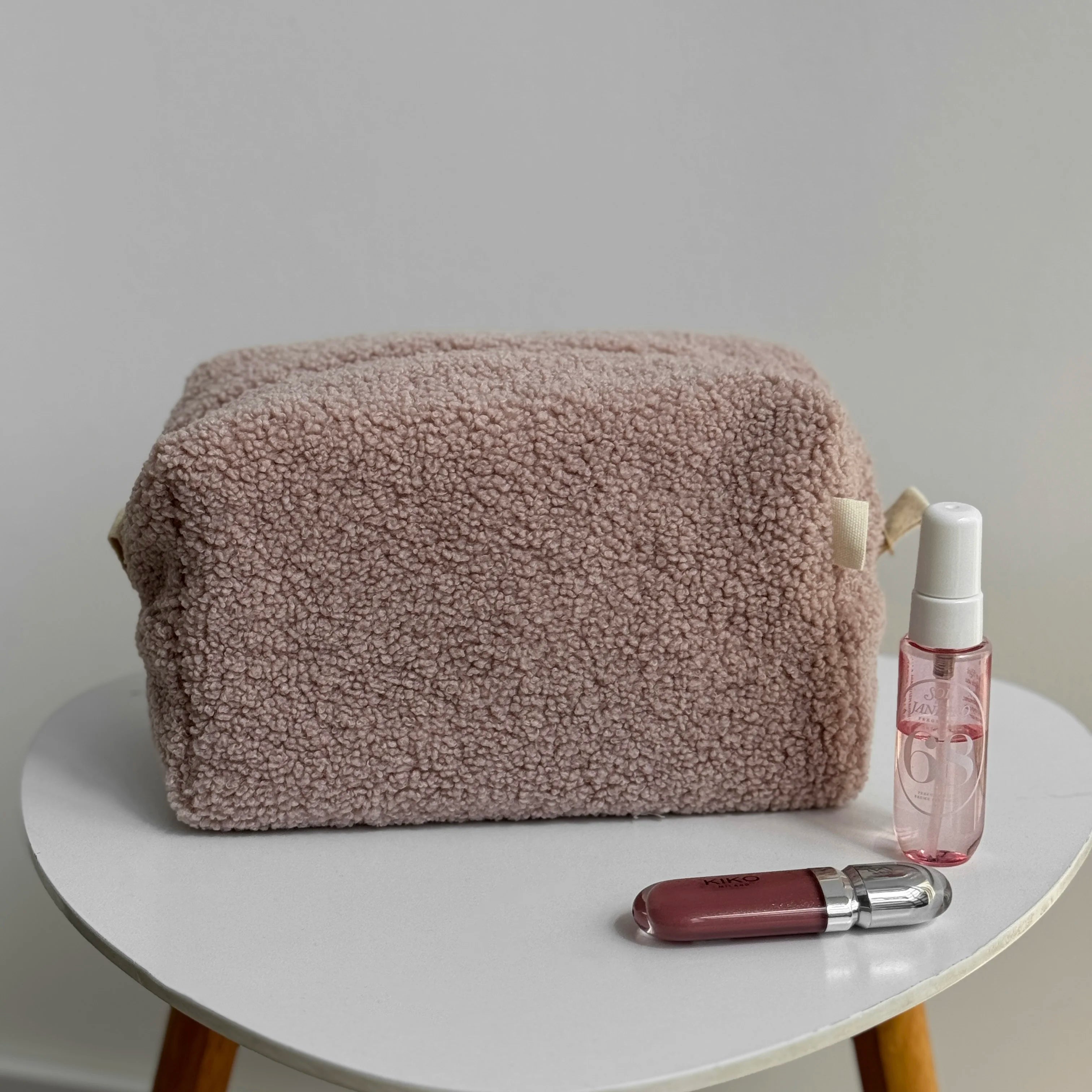 TEDDY powder medium square cosmetic bag