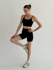 Yoga top with thin straps, black
