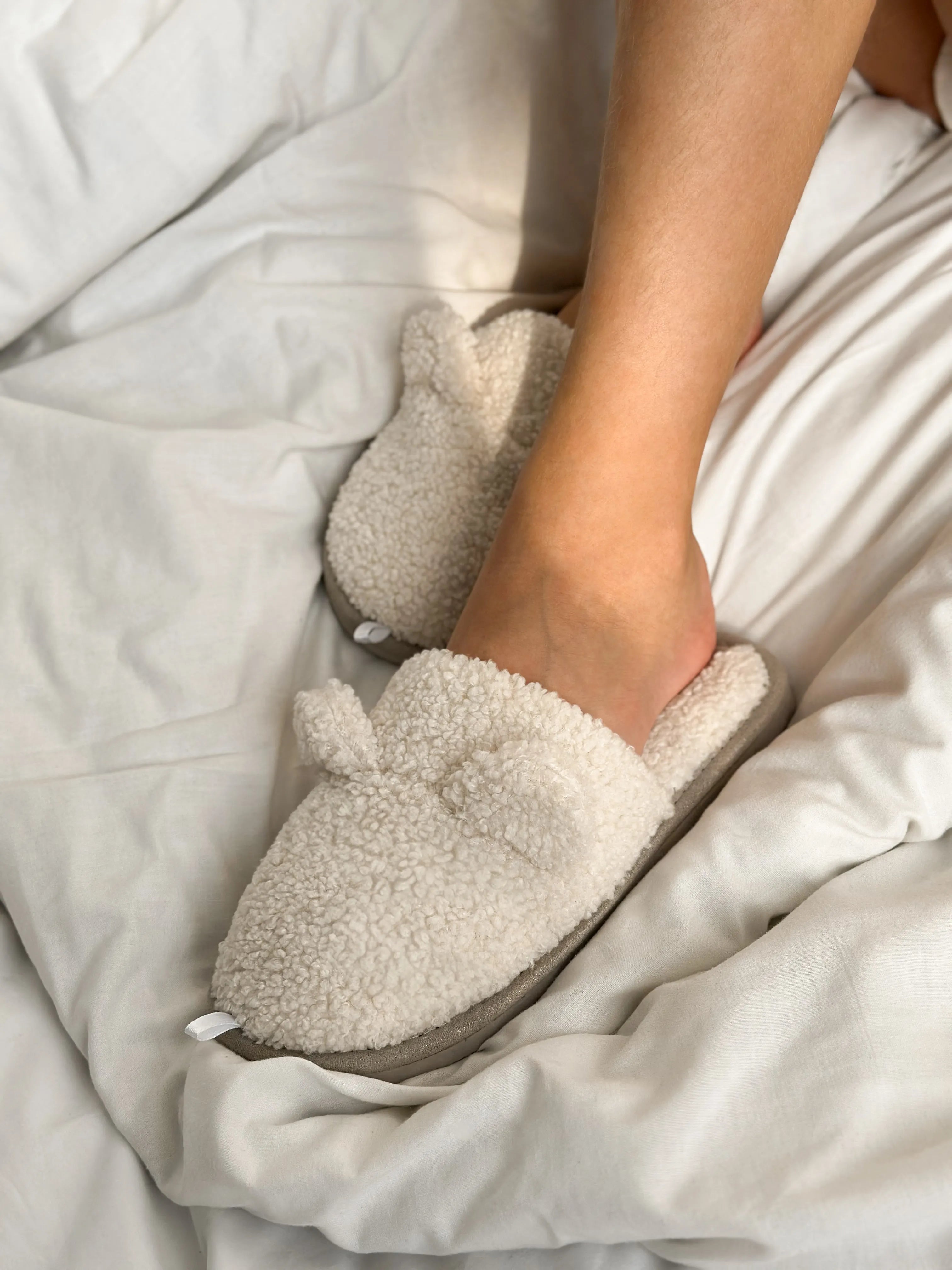 Children's fur slippers TEDDI white