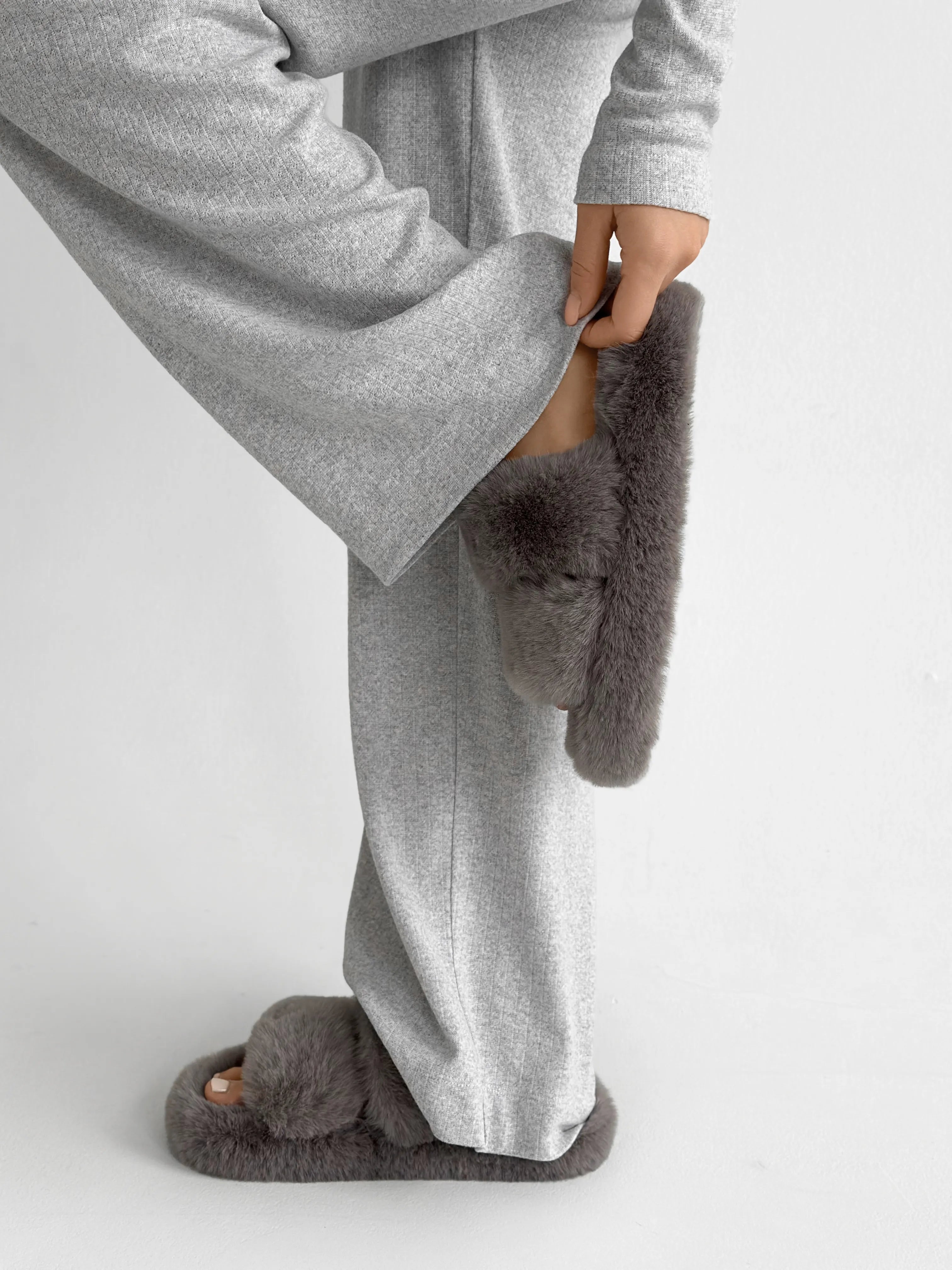 Ribbed knitted suit wide pants and longsleeves gray