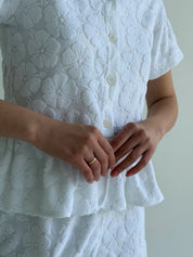 Peplum shirt and shorts suit, jacquard, flower, white