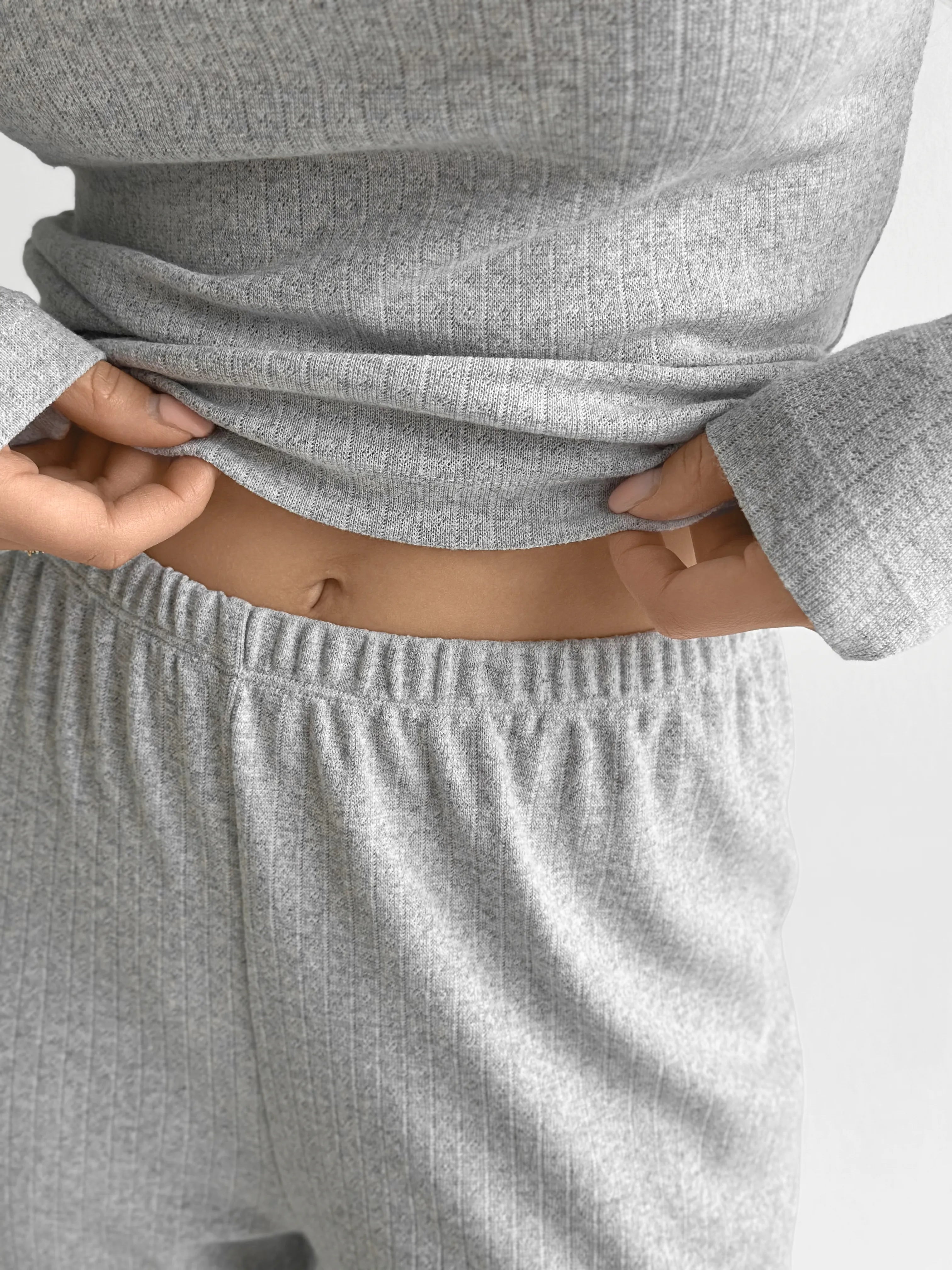 Ribbed knitted suit wide pants and longsleeves gray