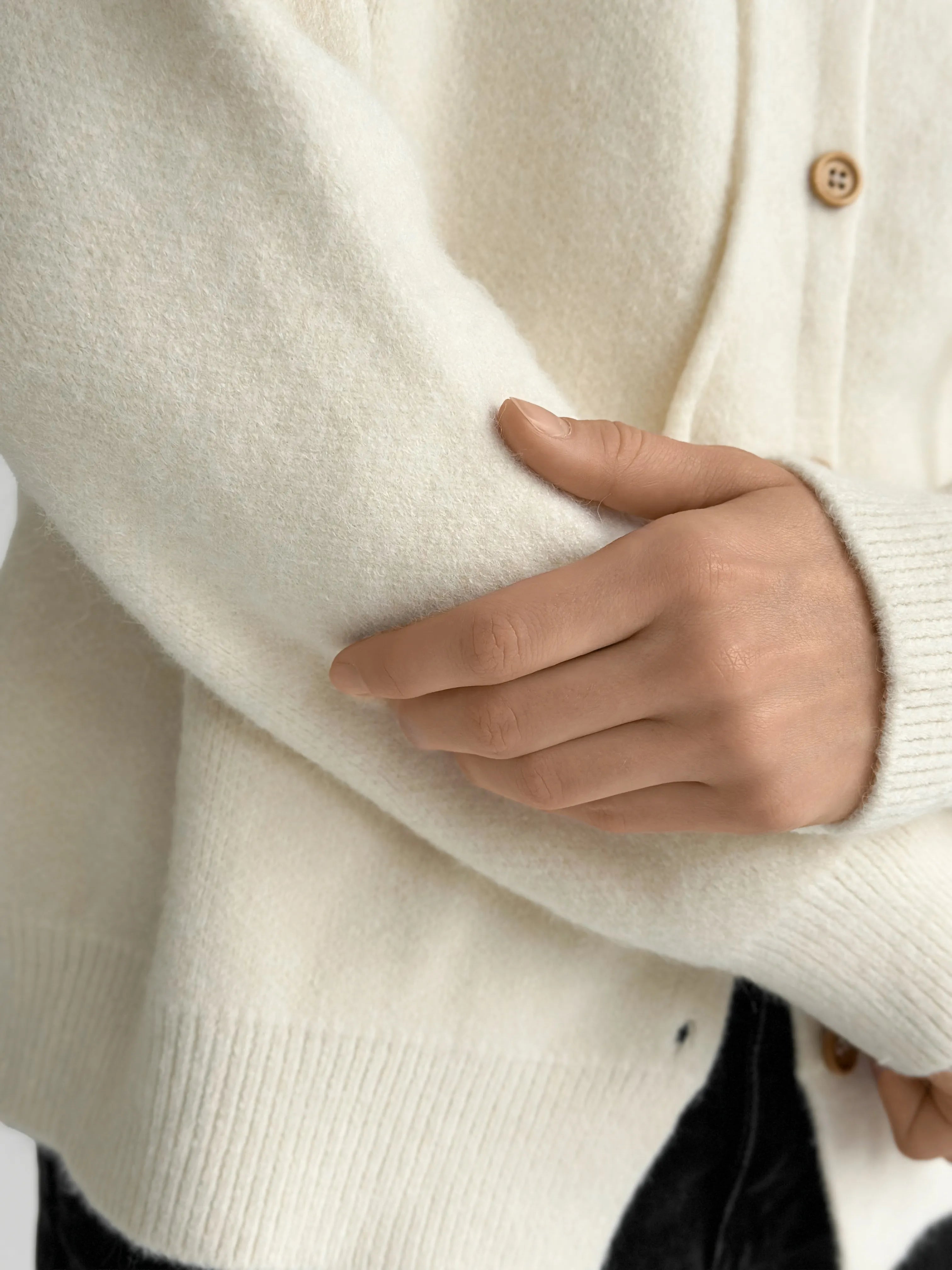 Hooded cardigan with brown buttons, milky