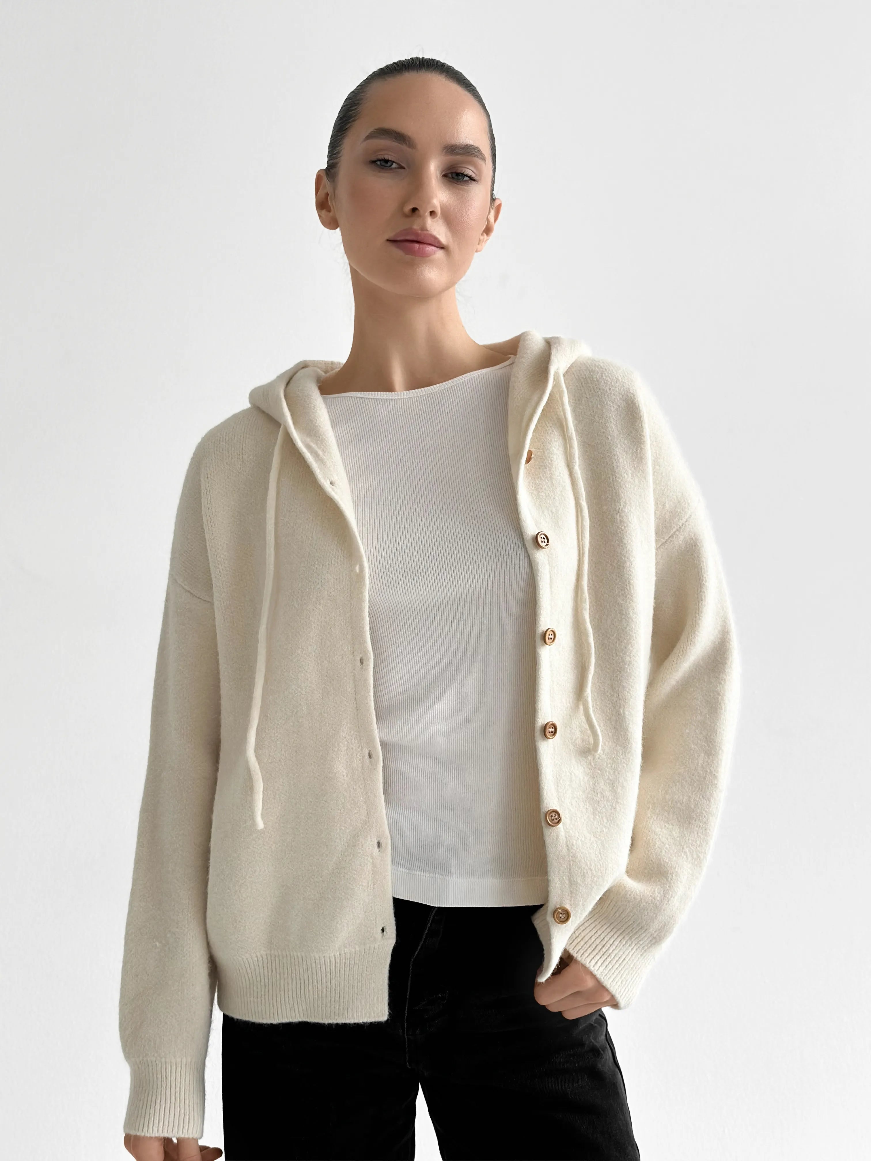 Hooded cardigan with brown buttons, milky