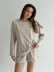 Long-sleeved suit and shorts, terry jacquard flower, beige