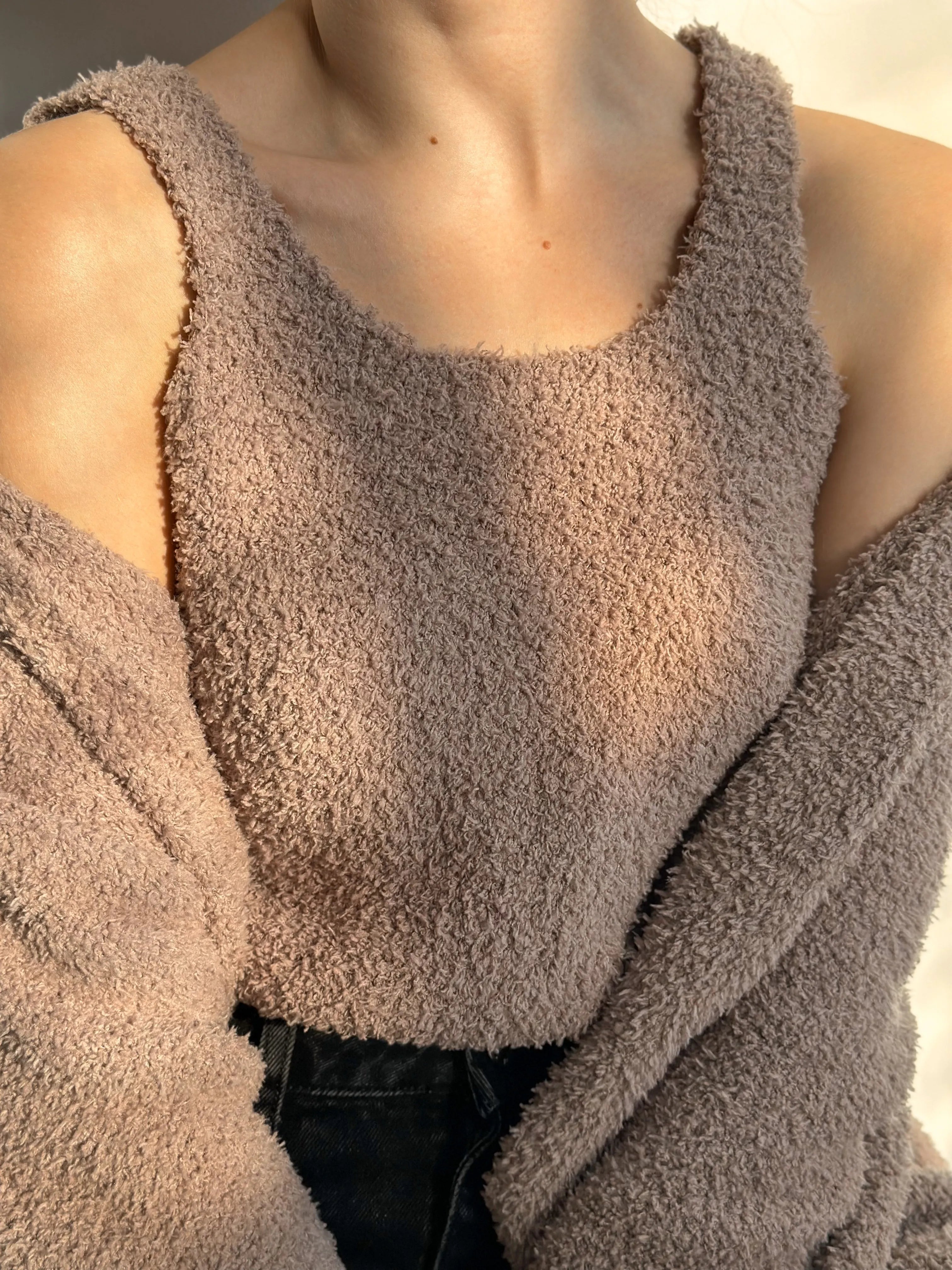 Soft knitted fluffy cardigan brown