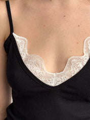 Knitted T-shirt with lace, black