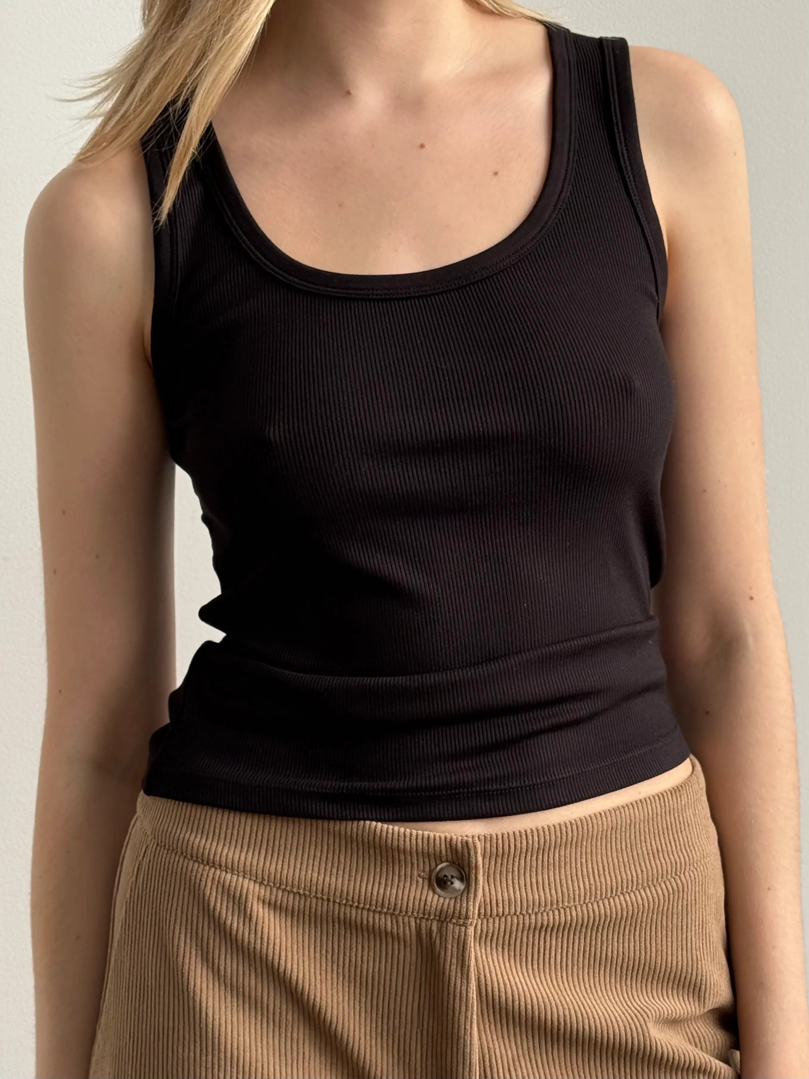 Basic ribbed T-shirt, black