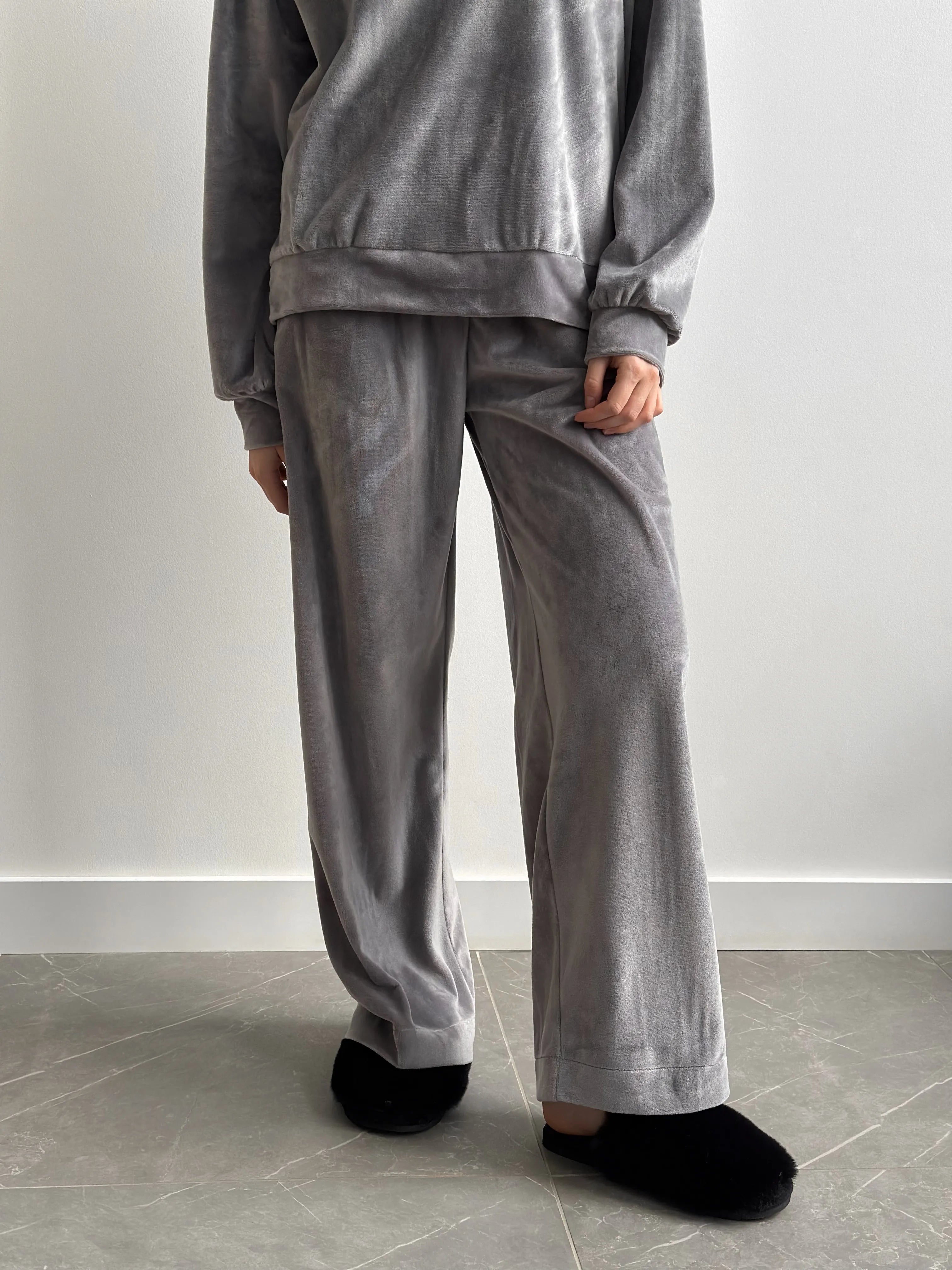 Suit velour (plush) pants + gray jacket