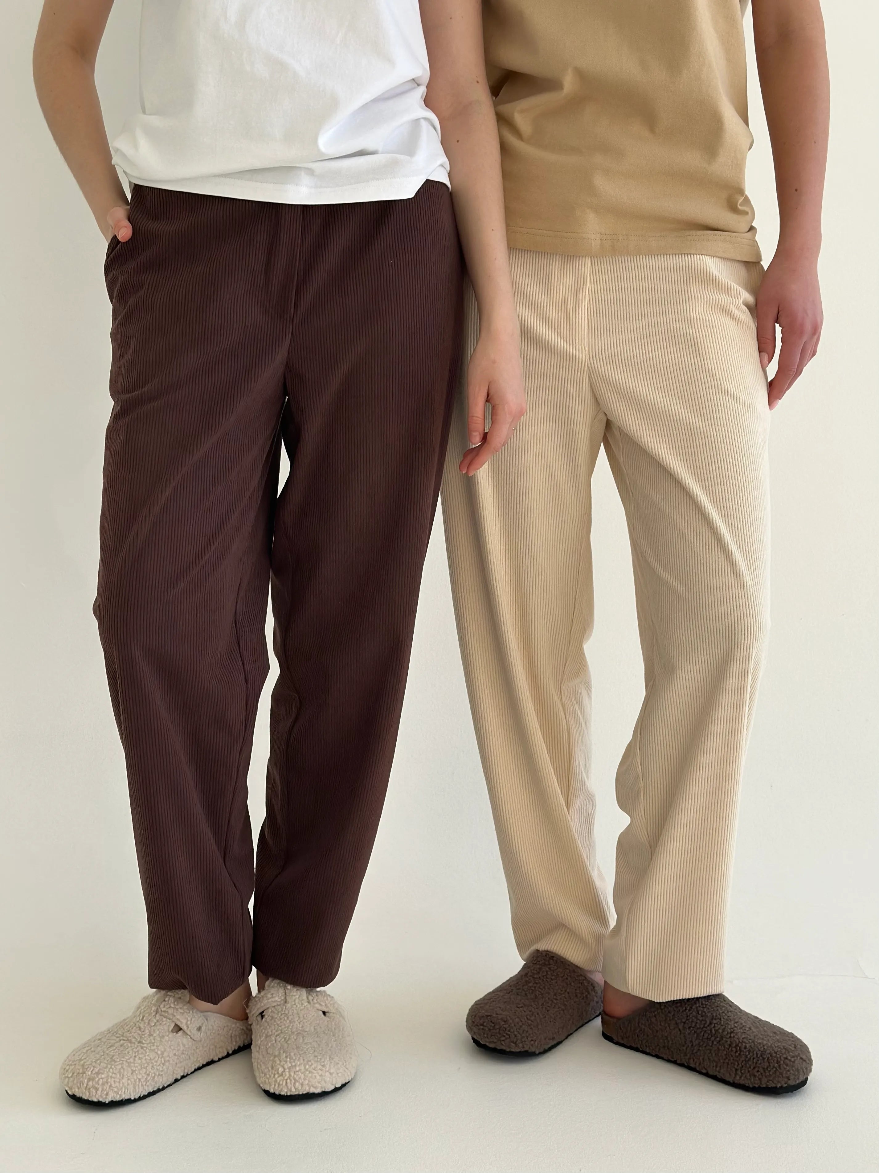 Corduroy pants MOMI brown