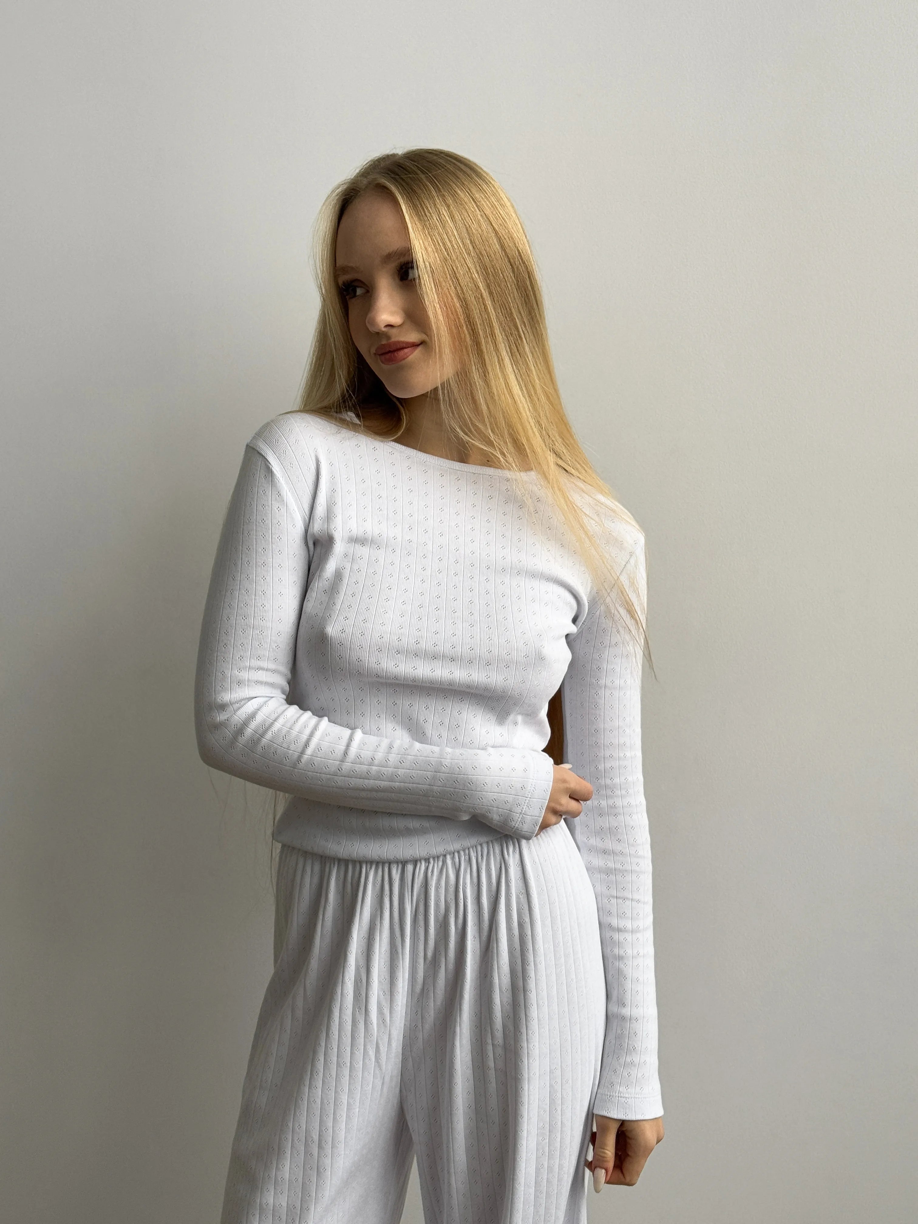 Ribbed knitted suit wide pants + longsleeves white