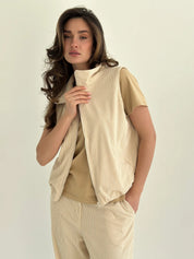 Velvet milk vest