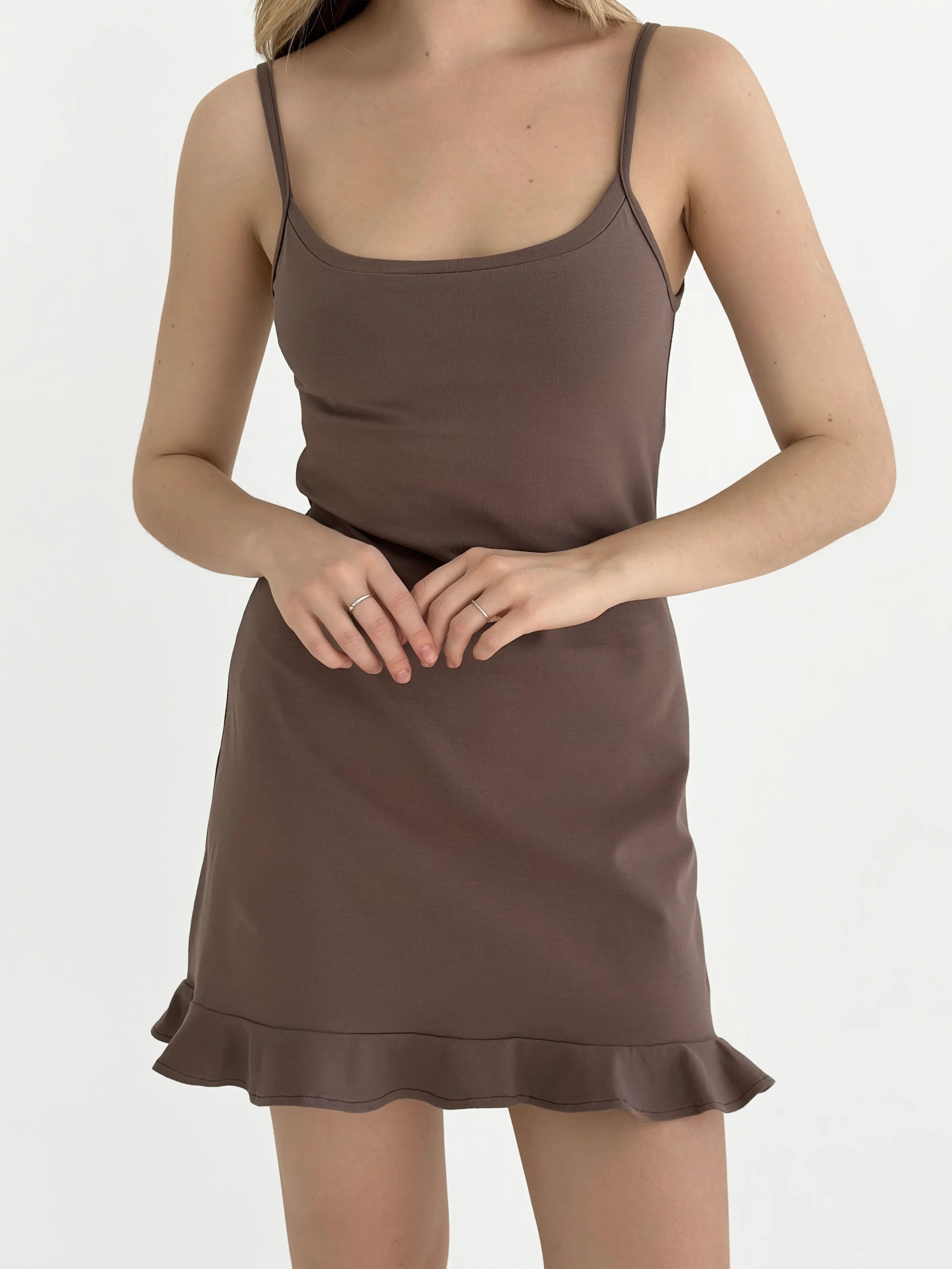 Knitwear Coolir sleep dress with ruffles chocolate