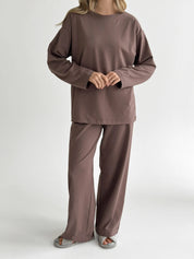 Knitwear Coolir set of long sleeves wide and pants chocolate