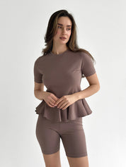 Knitwear Coolir T-shirt with peplum, chocolate