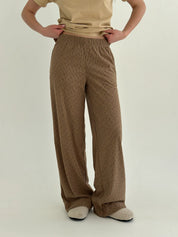 Corduroy straight pants “bud on beige”