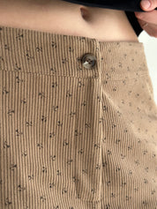 MOMI corduroy pants “bud on beige”