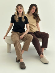 MOMI corduroy pants “bud on beige”