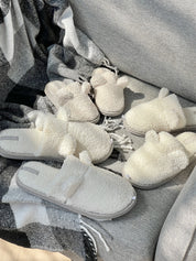 Children's fur slippers TEDDI white