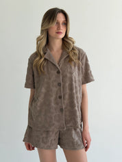 Short-sleeved suit and shorts, terry jacquard flower, brown