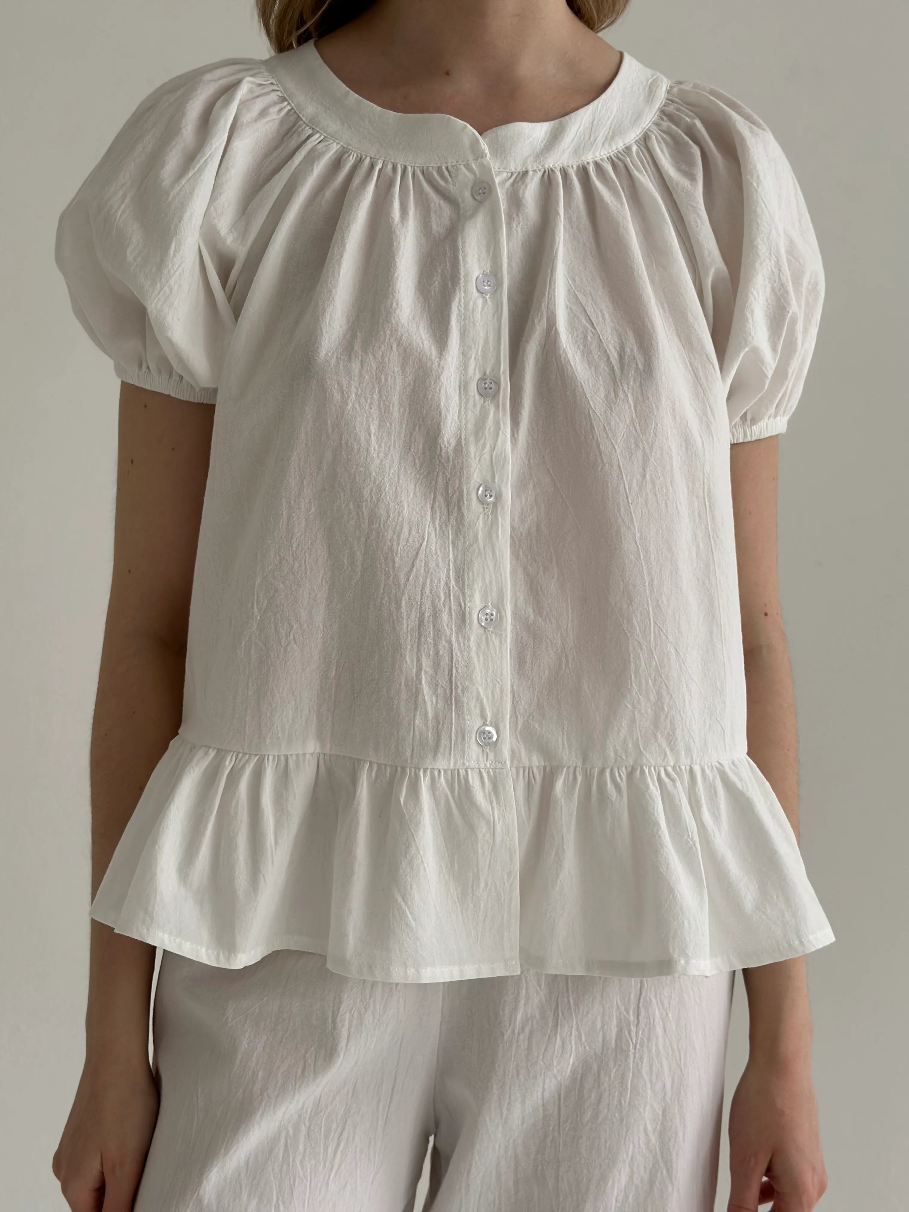 Suit blouse and trousers with ruffles, cotton, milky