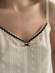 Suit T-shirt and shorts with gull, daisy, milky