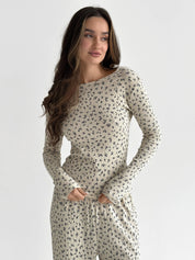 Ribbed knitted suit wide pants + longsleeves milky with flower