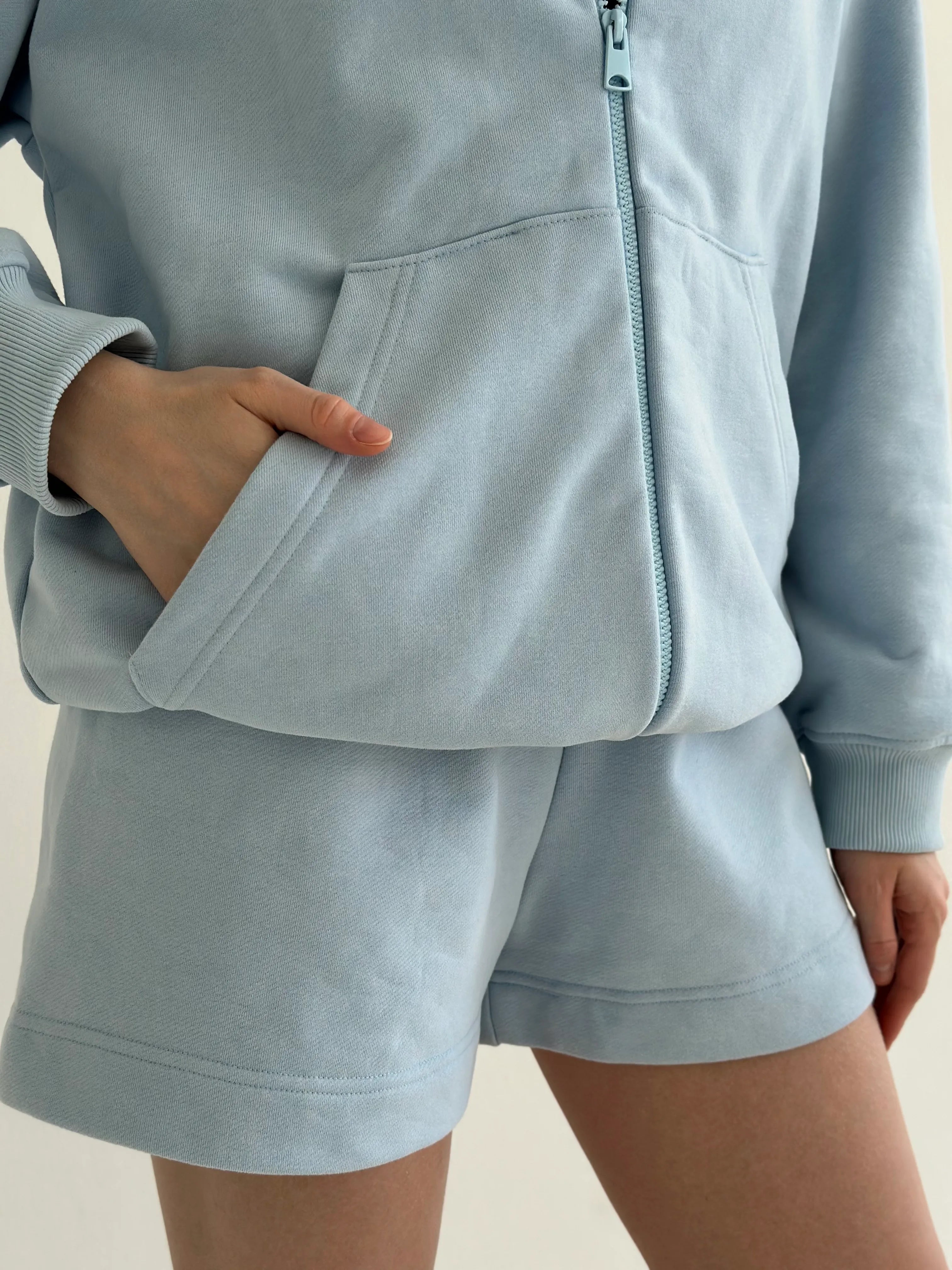 Cotton Sweatshirt with a hood and a zipper, knitwear 3-thread, blue