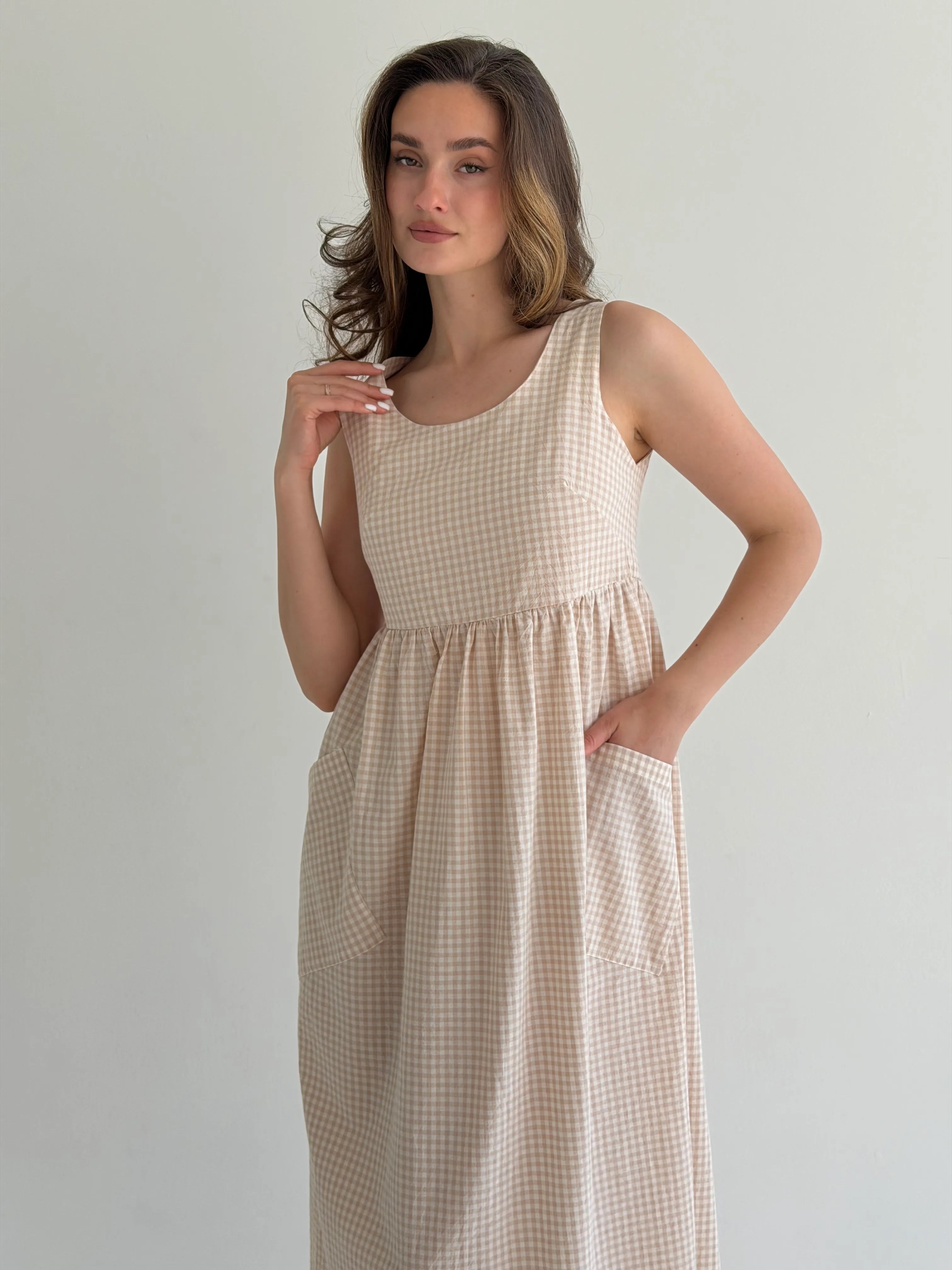 Cotton checkered sundress with patch pockets, beige/milk