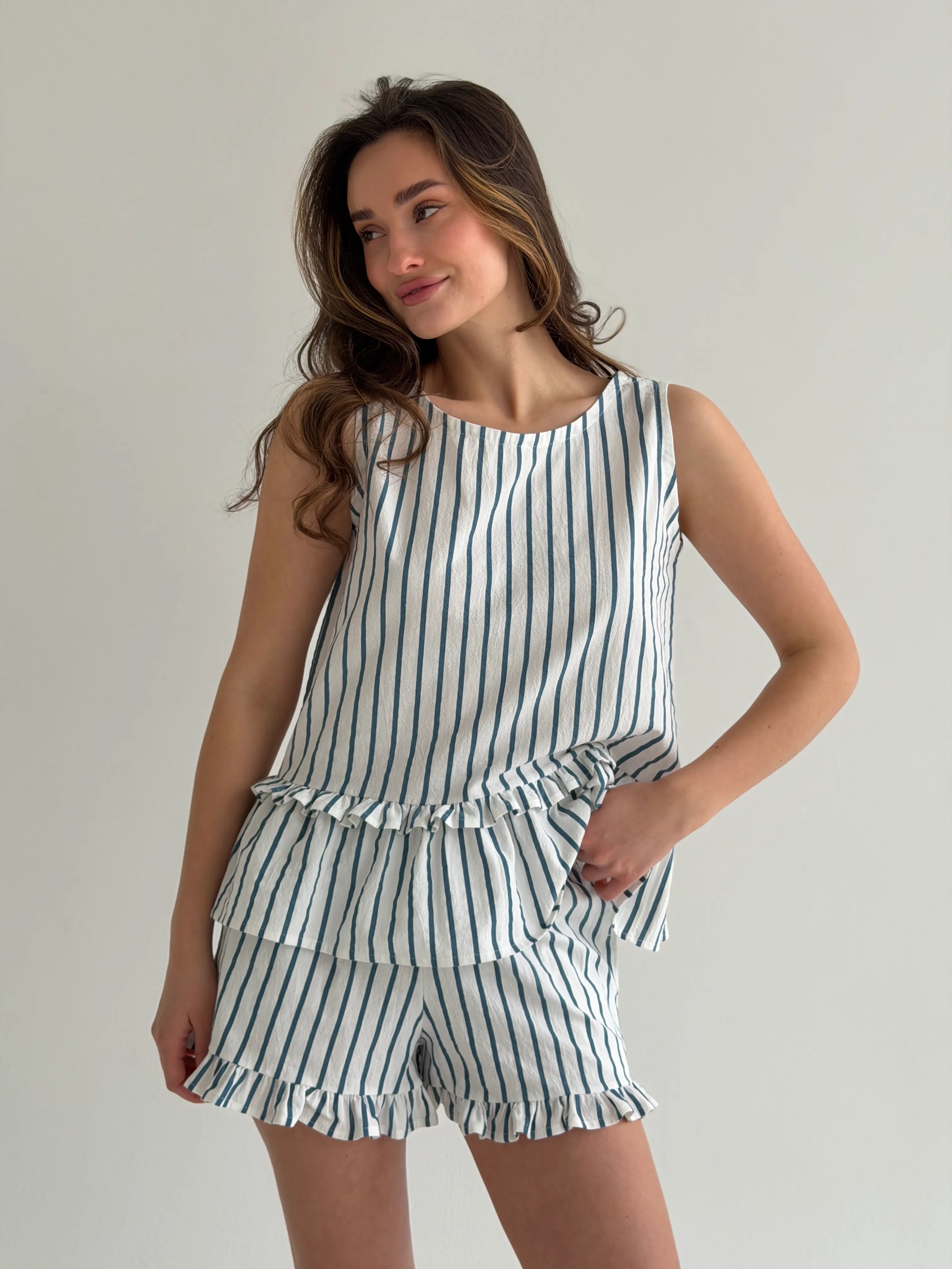 Cotton T-shirt and shorts suit “turquoise stripe on milk”