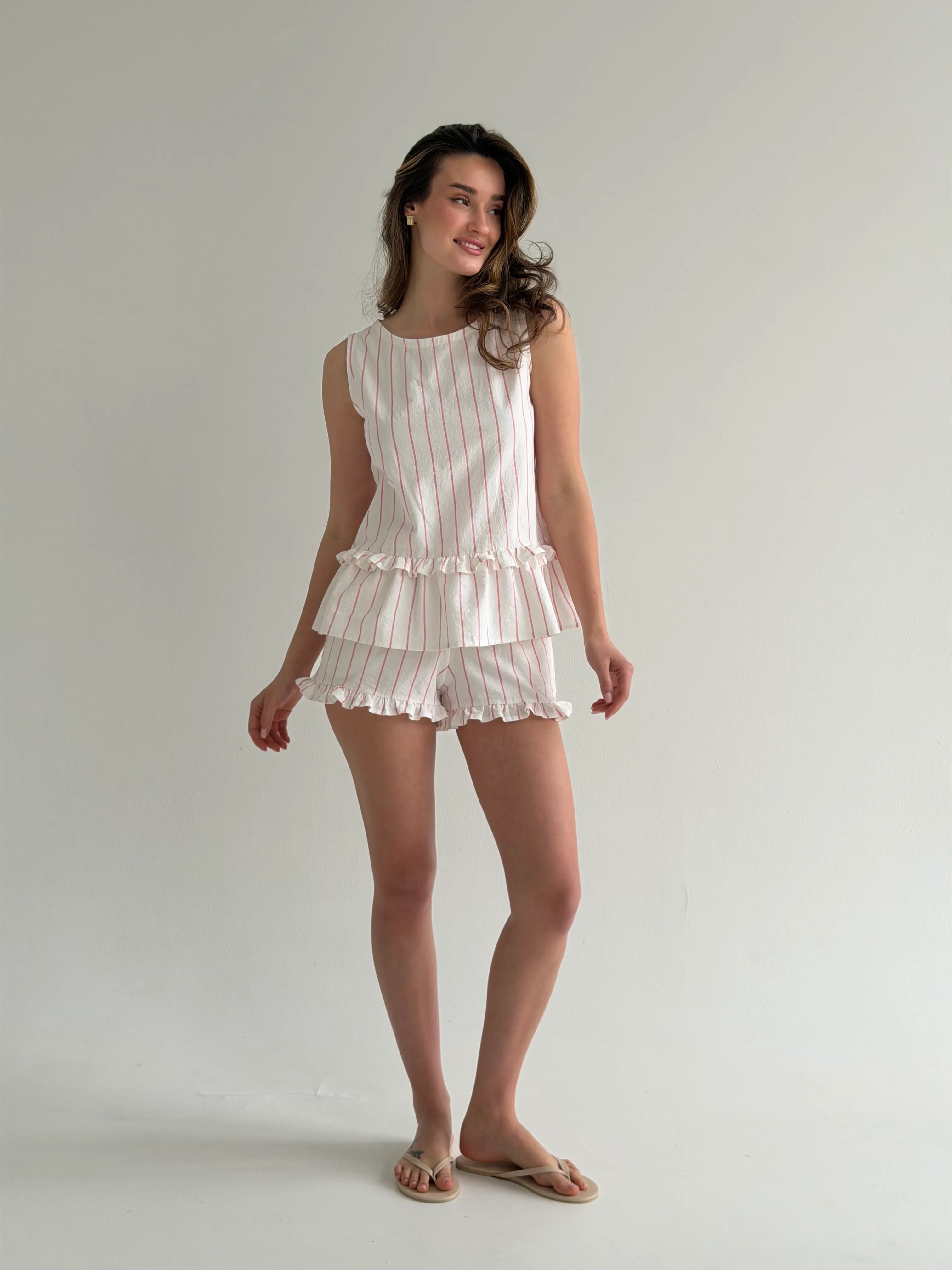 Cotton T-shirt and shorts suit “pink stripe on milky”